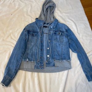 Cute distressed Jean jacket